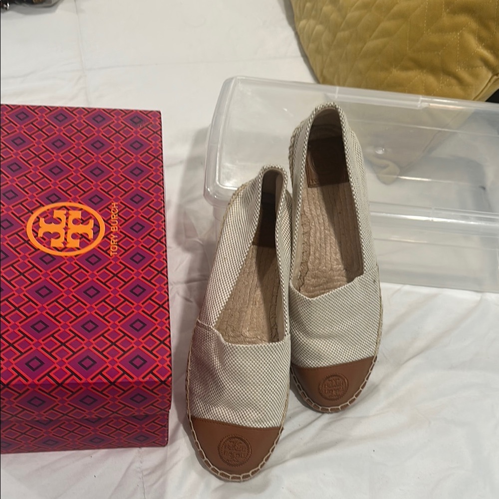 Like New- Tory Burch Cream and Brown Espadrilles